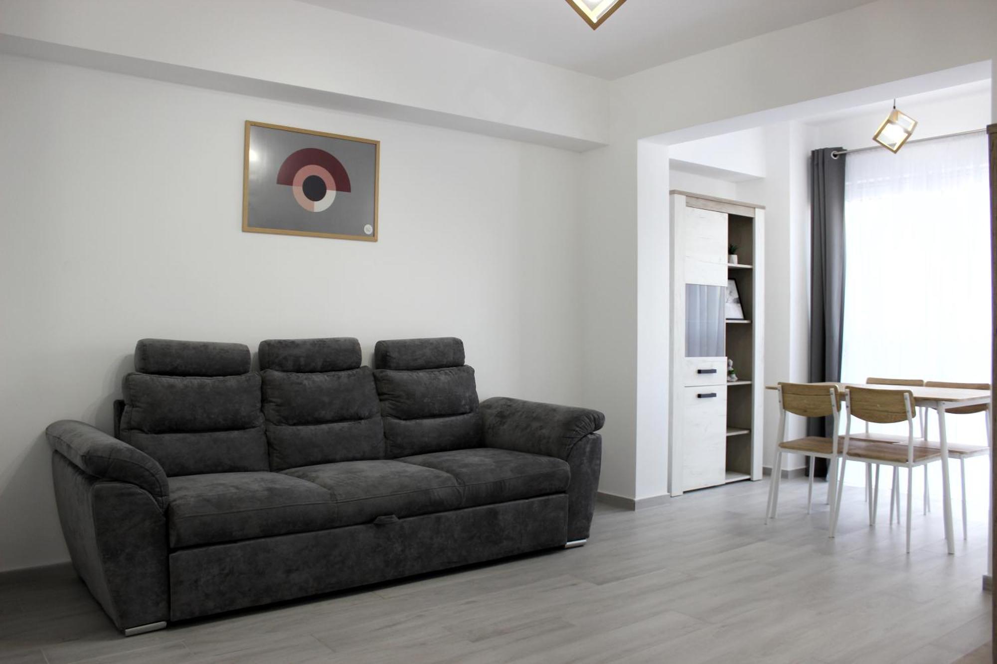 Cozy Apartments In Centre Of Suceava Near Kaufland And University Exterior photo